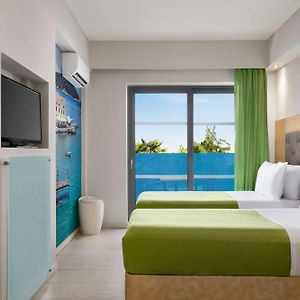 Design Twin Room